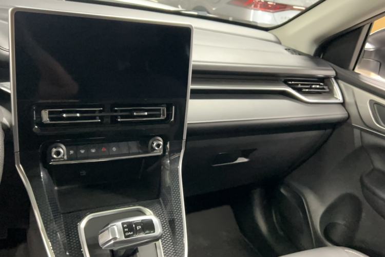 Used Haval M6 2023 PLUS 1.5T DCT Luxury Smart Connectivity Model Interior 2