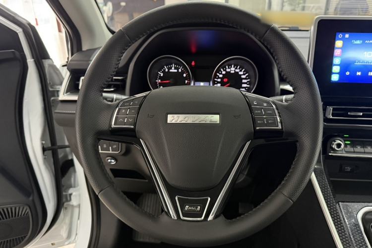 Used Haval M6 2023 PLUS 1.5T Manual Luxury Smart Connectivity Model Interior 2