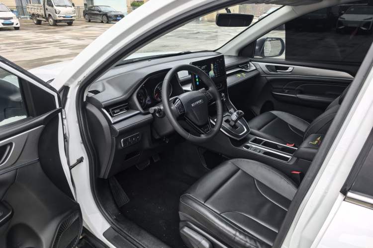 Used Haval M6 2023 PLUS 1.5T DCT Liu Yan Collaboration Edition Interior 3