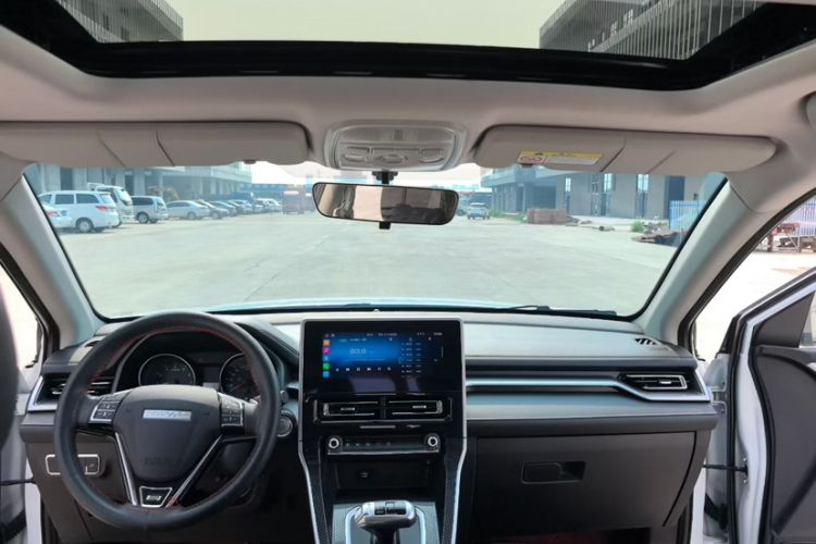 Used Haval M6 2023 PLUS 1.5T DCT Luxury Smart Connectivity Model Interior 4