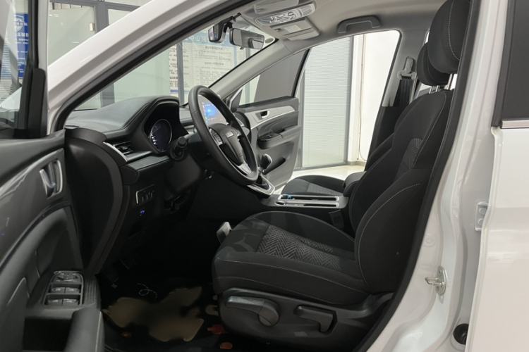 Used Haval M6 2023 PLUS 1.5T Manual Elite Smart Connectivity Model Interior 5