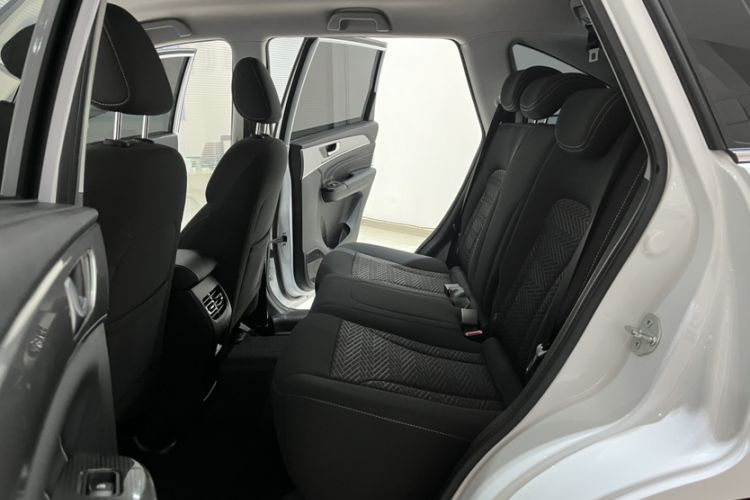Used Haval M6 2023 PLUS 1.5T Manual Elite Smart Connectivity Model Interior 6