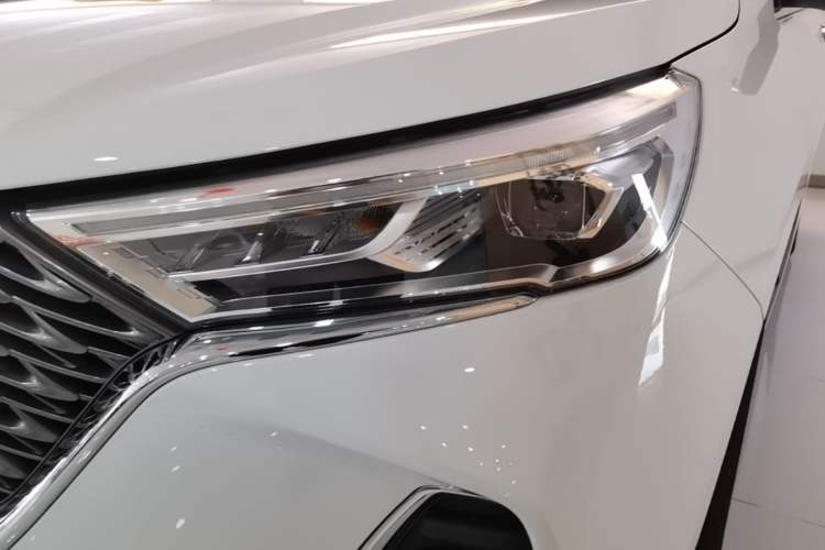 Used Haval M6 2023 PLUS 1.5T Manual Elite Smart Connectivity Model Left Front Headlight