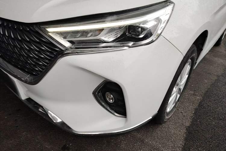 Used Haval M6 2023 PLUS 1.5T DCT Luxury Smart Connectivity Model Left Front Headlight