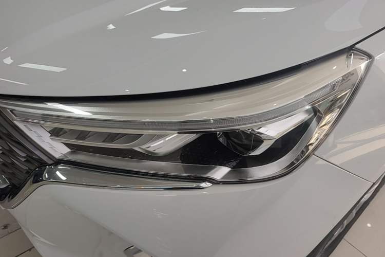 Used Haval M6 2023 PLUS 1.5T Manual Elite Smart Connectivity Model Left Front Headlight