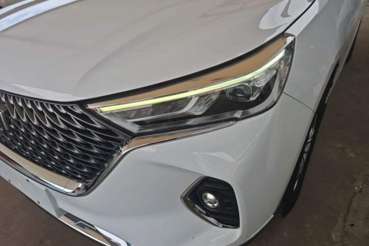 Used Haval M6 2023 PLUS 1.5T DCT Elite Smart Connectivity Model Left Front Headlight