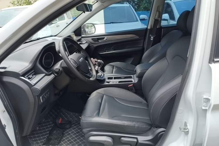 Used Haval M6 2023 PLUS 1.5T Manual Luxury Smart Connectivity Model Left Front Seat