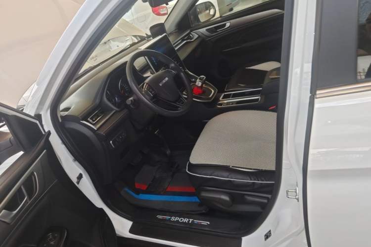 Used Haval M6 2023 PLUS 1.5T DCT Elite Smart Connectivity Model Left Front Seat