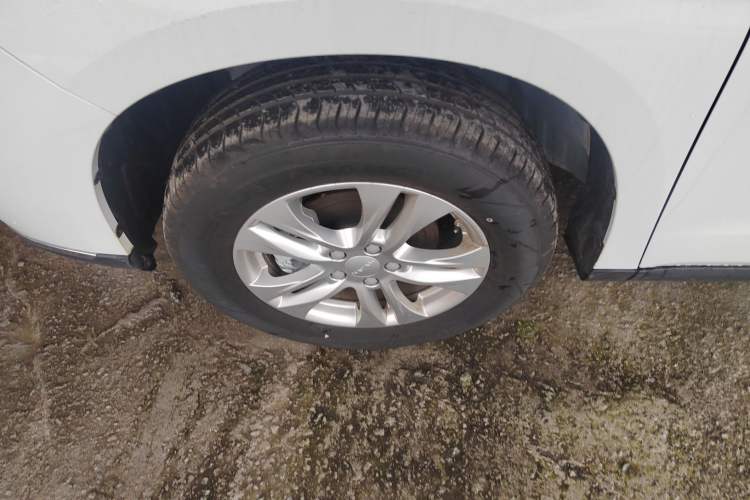 Used Haval M6 2023 PLUS 1.5T Manual Elite Smart Connectivity Model Left Front Wheel Hub