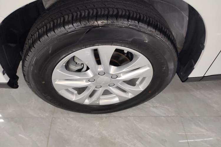 Used Haval M6 2023 PLUS 1.5T DCT Elite Smart Connectivity Model Left Front Wheel Hub