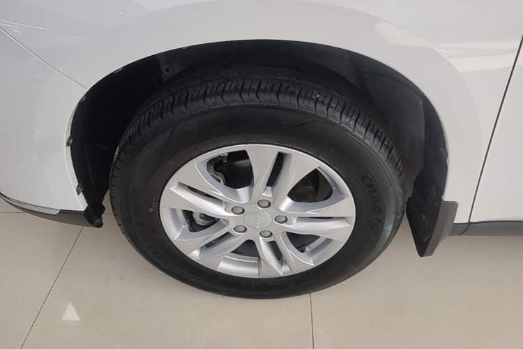 Used Haval M6 2023 PLUS 1.5T Manual Elite Smart Connectivity Model Left Front Wheel Hub