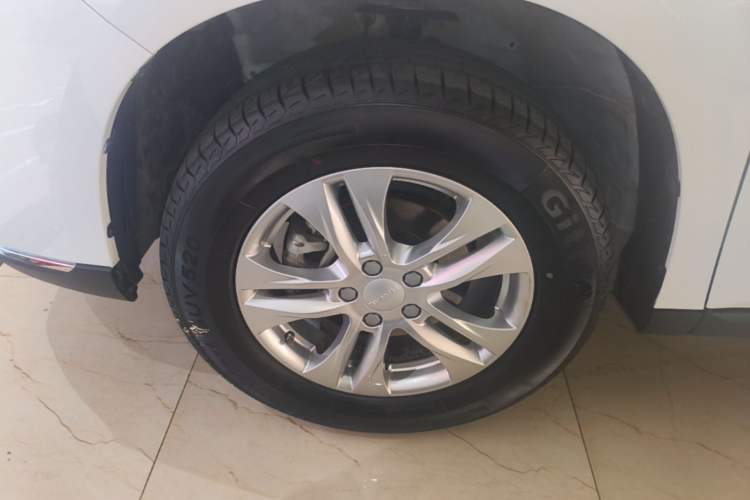 Used Haval M6 2023 PLUS 1.5T Manual Elite Smart Connectivity Model Left Front Wheel Hub