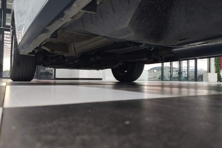 Used Haval M6 2023 PLUS 1.5T DCT Luxury Smart Connectivity Model Left Side Sill