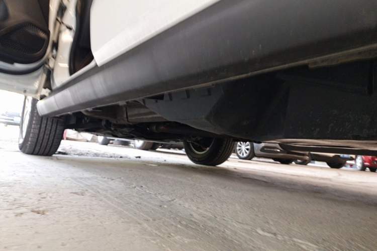 Used Haval M6 2023 PLUS 1.5T DCT Luxury Smart Connectivity Model Left Side Sill