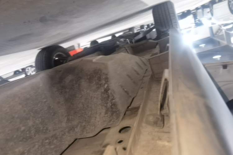 Used Haval M6 2023 PLUS 1.5T Manual Elite Smart Connectivity Model Left Side Sill