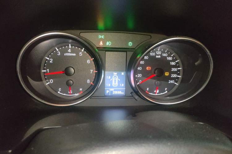 Used Haval M6 2023 PLUS 1.5T DCT Luxury Smart Connectivity Model Odometer Close Up