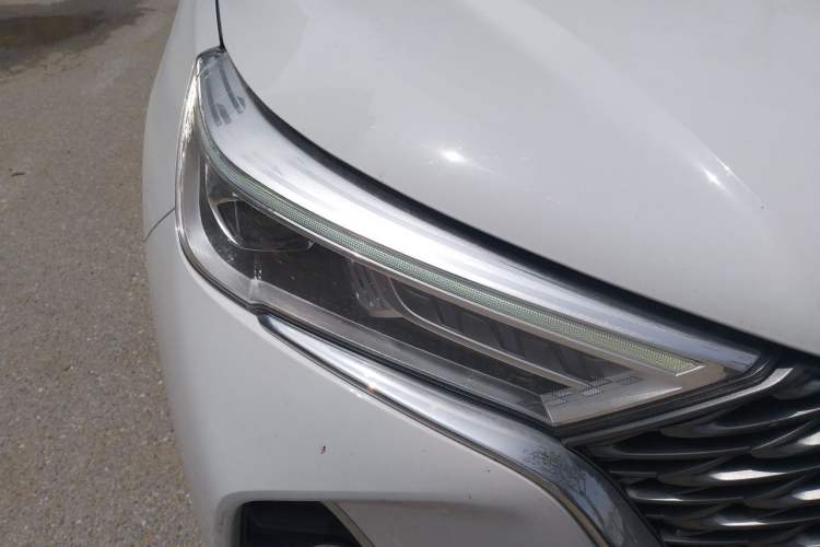 Used Haval M6 2023 PLUS 1.5T Manual Luxury Smart Connectivity Model Right Front Headlight