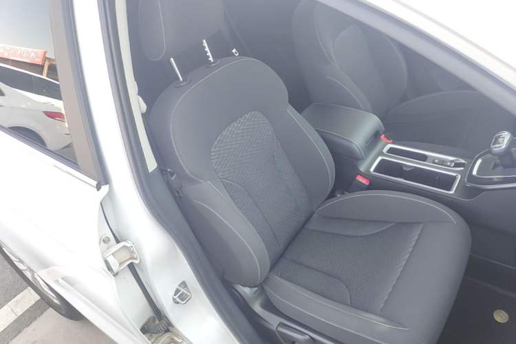 Used Haval M6 2023 PLUS 1.5T DCT Elite Smart Connectivity Model Right Front Seat
