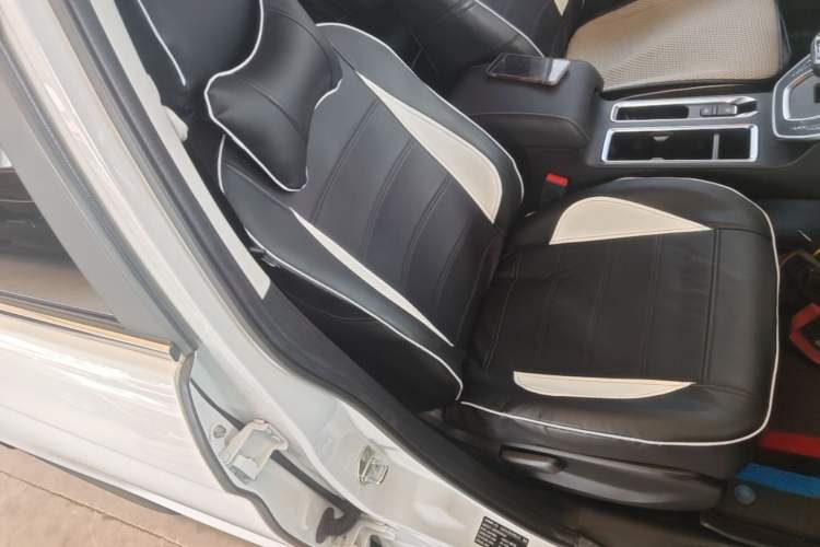 Used Haval M6 2023 PLUS 1.5T DCT Elite Smart Connectivity Model Right Front Seat