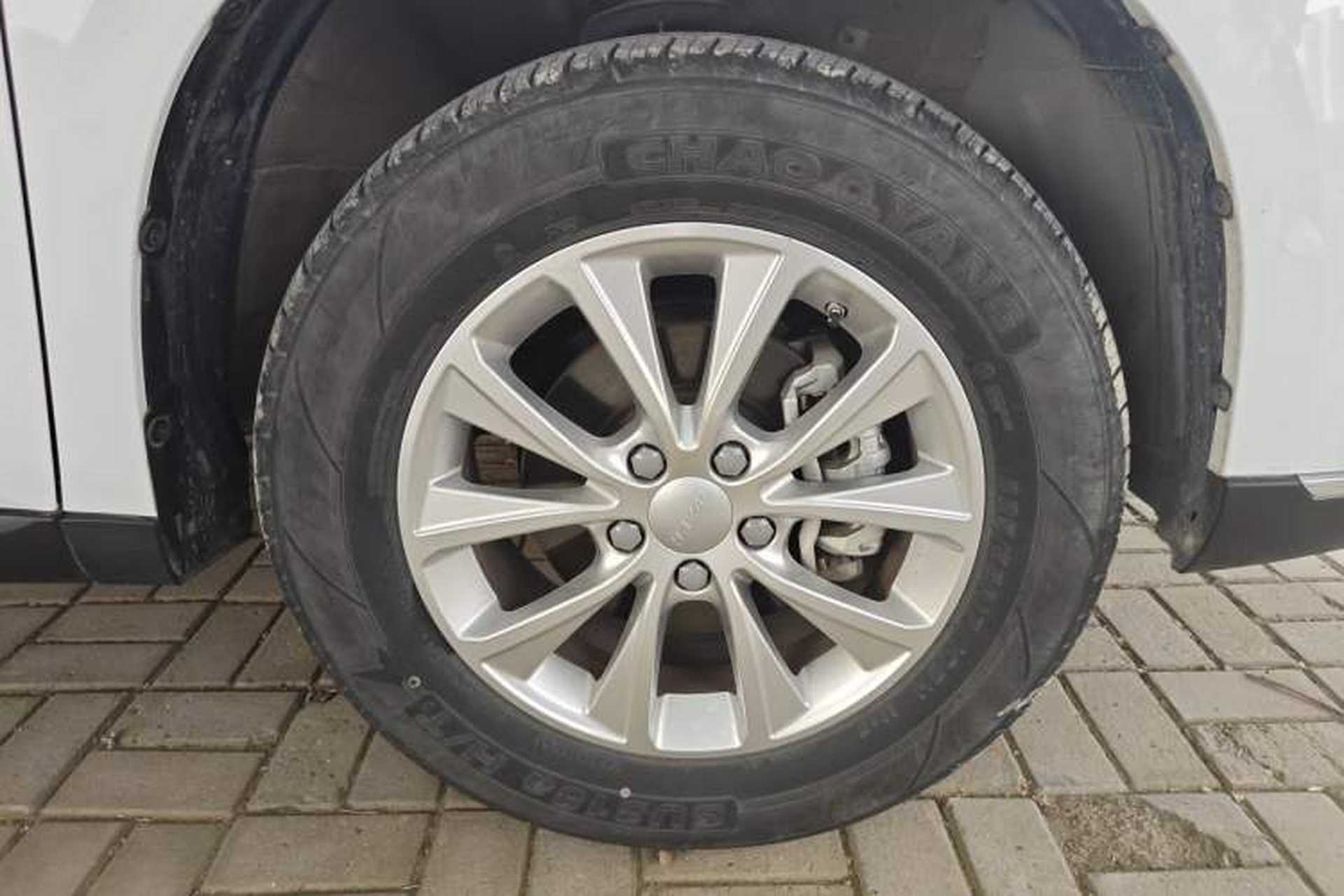 Used Haval M6 2023 PLUS 1.5T Manual Luxury Smart Connectivity Model Right Front Wheel Hub