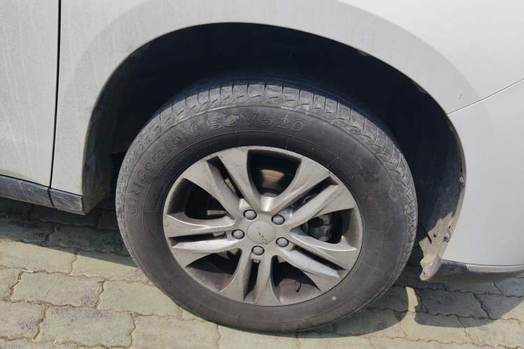 Used Haval M6 2023 PLUS 1.5T Manual Elite Smart Connectivity Model Right Front Wheel Hub