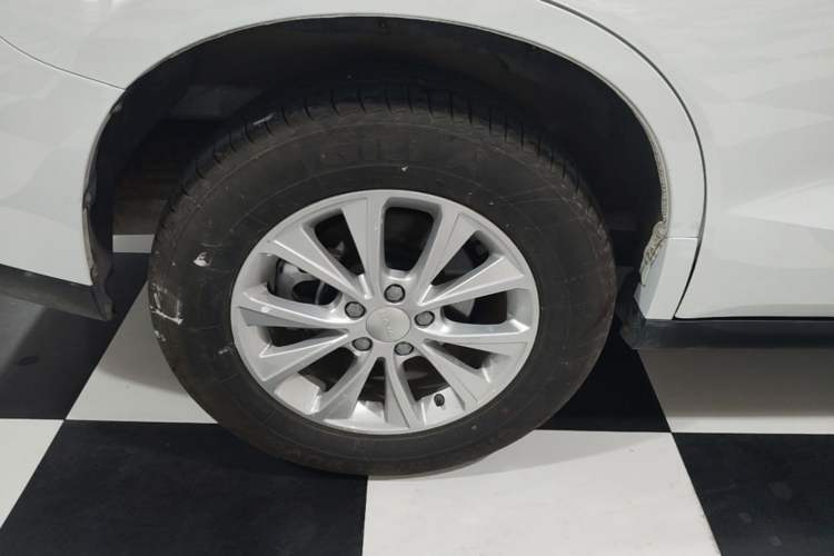 Used Haval M6 2023 PLUS 1.5T DCT Luxury Smart Connectivity Model Right Rear Wheel Hub