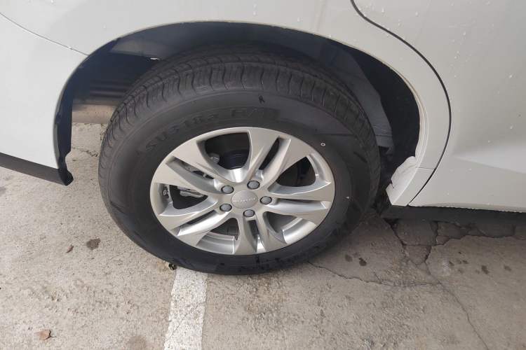 Used Haval M6 2023 PLUS 1.5T Manual Elite Smart Connectivity Model Right Rear Wheel Hub