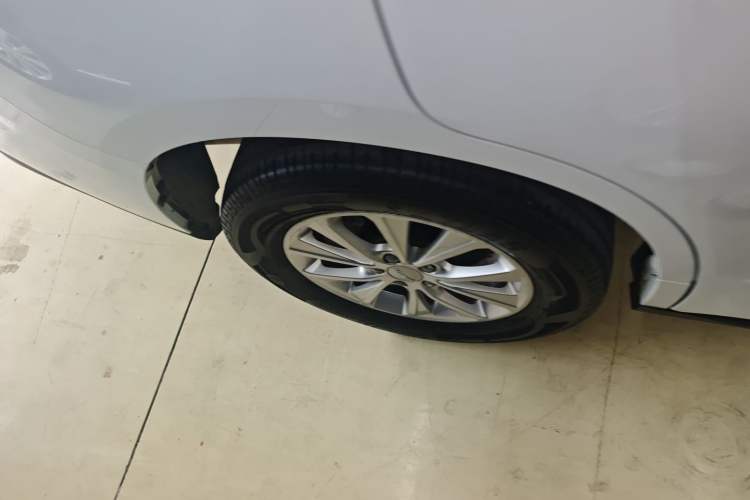 Used Haval M6 2023 PLUS 1.5T DCT Luxury Smart Connectivity Model Right Rear Wheel Hub