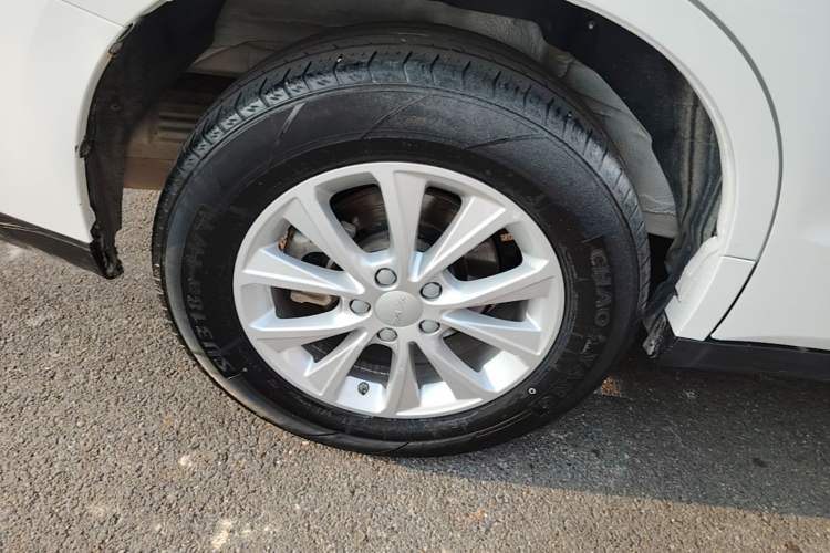 Used Haval M6 2023 PLUS 1.5T DCT Luxury Smart Connectivity Model Right Rear Wheel Hub