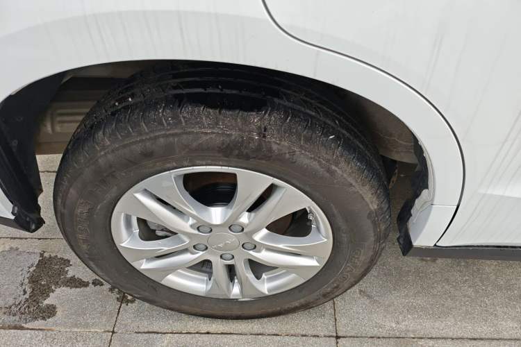 Used Haval M6 2023 PLUS 1.5T DCT Elite Smart Connectivity Model Right Rear Wheel Hub