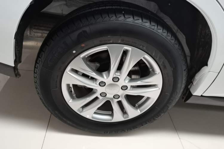 Used Haval M6 2023 PLUS 1.5T DCT Elite Smart Connectivity Model Right Rear Wheel Hub