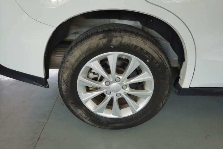 Used Haval M6 2023 PLUS 1.5T Manual Luxury Smart Connectivity Model Right Rear Wheel Hub