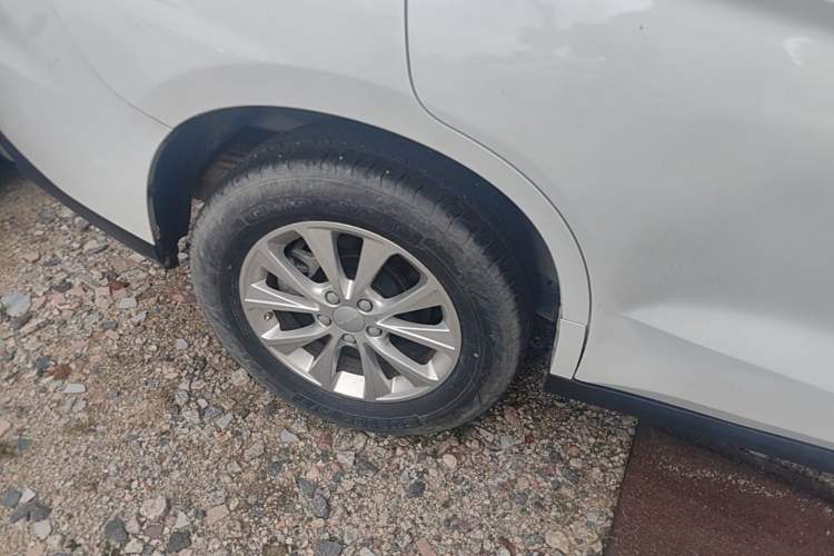 Used Haval M6 2023 PLUS 1.5T DCT Luxury Smart Connectivity Model Right Rear Wheel Hub
