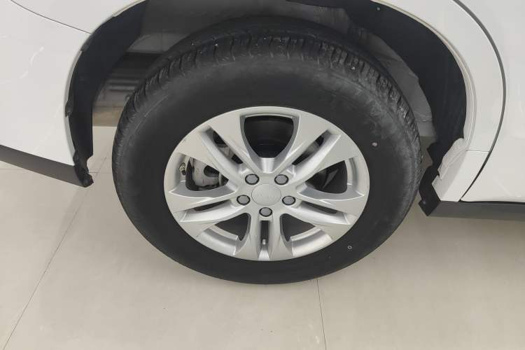 Used Haval M6 2023 PLUS 1.5T DCT Elite Smart Connectivity Model Right Rear Wheel Hub