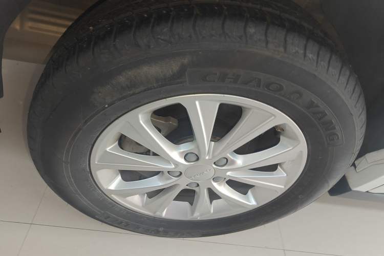 Used Haval M6 2023 PLUS 1.5T DCT Luxury Smart Connectivity Model Right Rear Wheel Hub