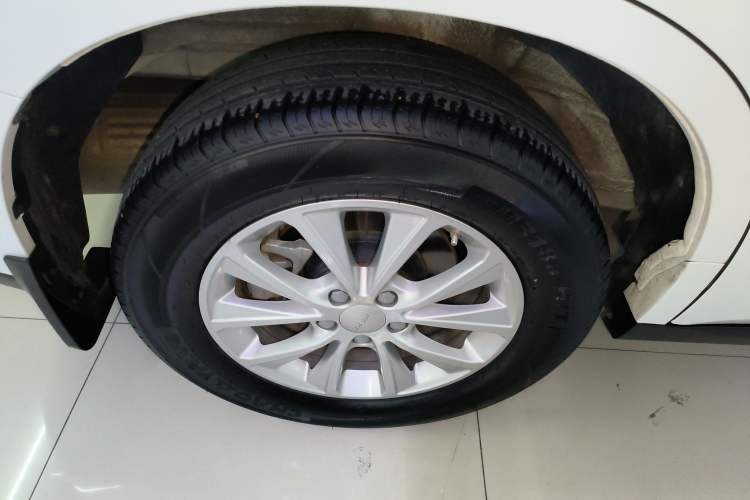 Used Haval M6 2023 PLUS 1.5T DCT Luxury Smart Connectivity Model Right Rear Wheel Hub
