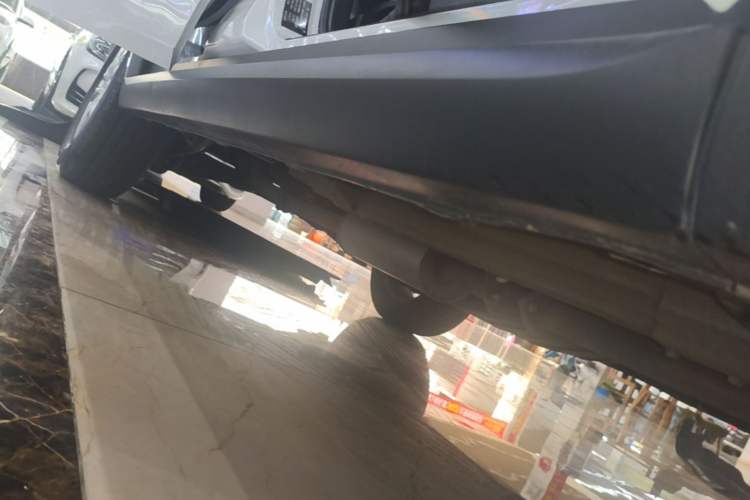 Used Haval M6 2023 PLUS 1.5T Manual Elite Smart Connectivity Model Right Side Sill