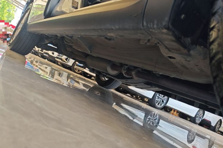 Used Haval M6 2023 PLUS 1.5T DCT Luxury Smart Connectivity Model Right Side Sill