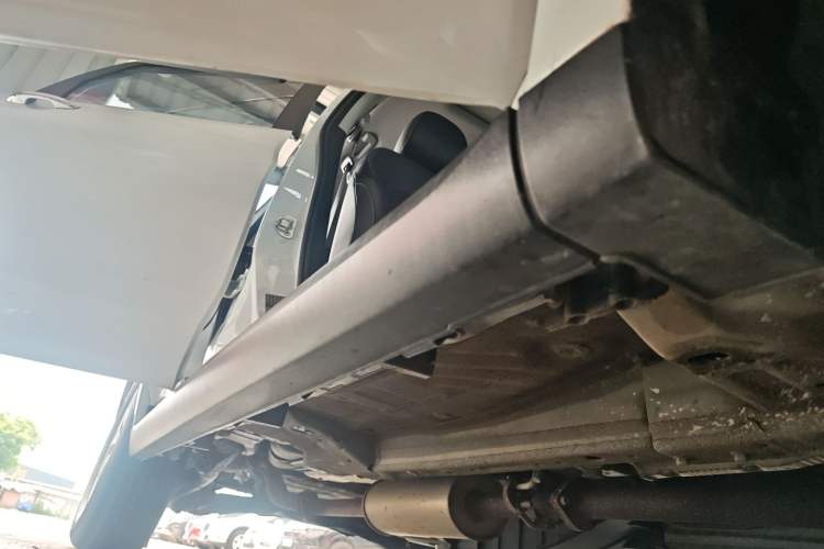 Used Haval M6 2023 PLUS 1.5T DCT Luxury Smart Connectivity Model Right Side Sill