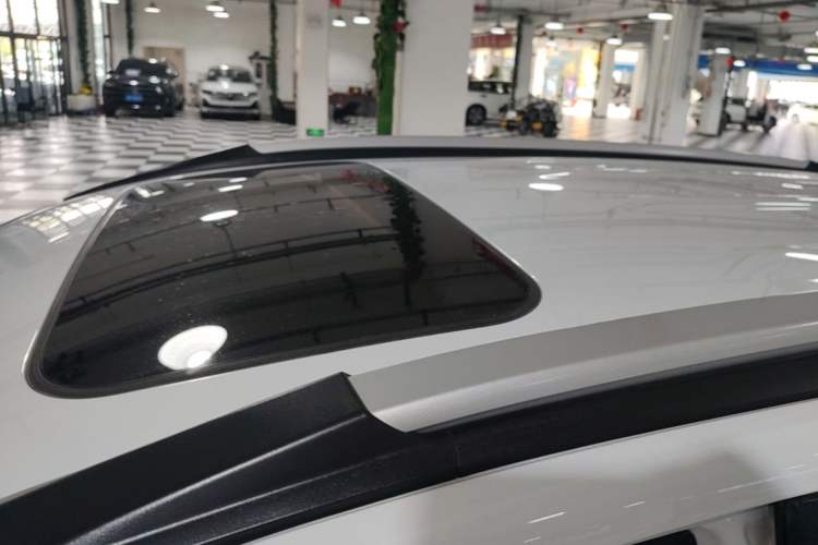 Used Haval M6 2023 PLUS 1.5T DCT Luxury Smart Connectivity Model Roof