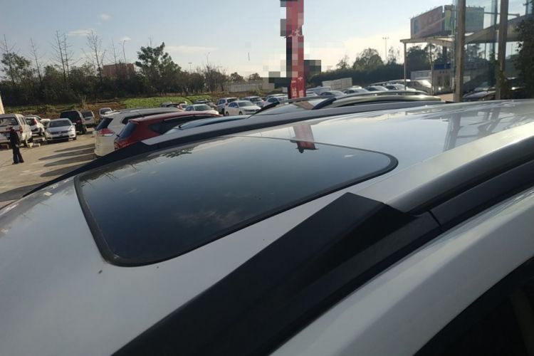 Used Haval M6 2023 PLUS 1.5T Manual Luxury Smart Connectivity Model Roof