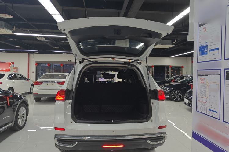 Used Haval M6 2023 PLUS 1.5T DCT Liu Yan Collaboration Edition Trunk
