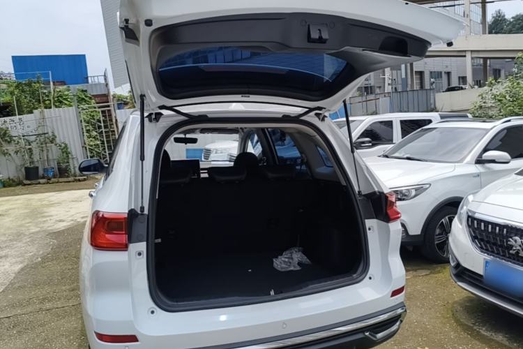 Used Haval M6 2023 PLUS 1.5T Manual Luxury Smart Connectivity Model Trunk