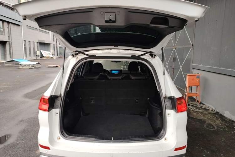 Used Haval M6 2023 PLUS 1.5T DCT Luxury Smart Connectivity Model Trunk