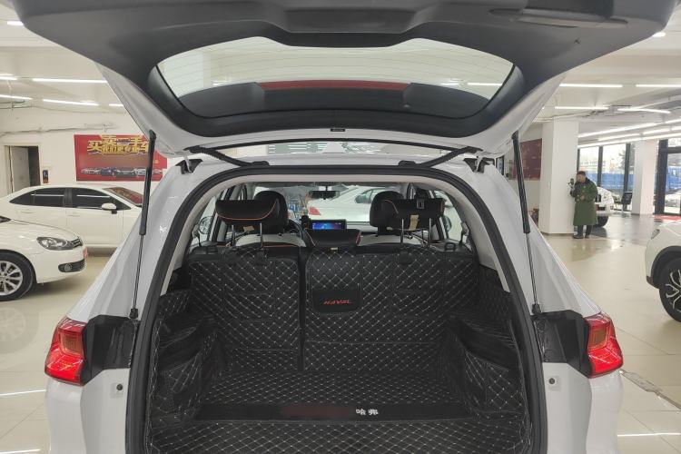 Used Haval M6 2023 PLUS 1.5T DCT Elite Smart Connectivity Model Trunk