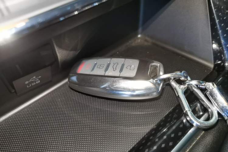 Used Haval M6 2023 PLUS 1.5T Manual Luxury Smart Connectivity Model Vehicle Key