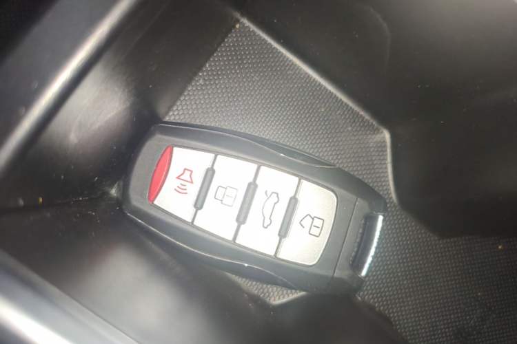 Used Haval M6 2023 PLUS 1.5T Manual Elite Smart Connectivity Model Vehicle Key