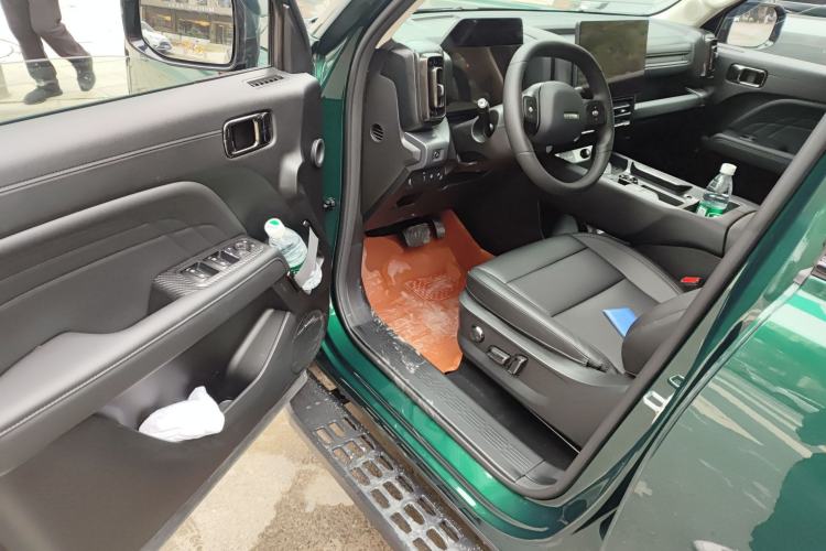 Used Haval Raptor 2025 2.0T 4WD Pro Driver Seat