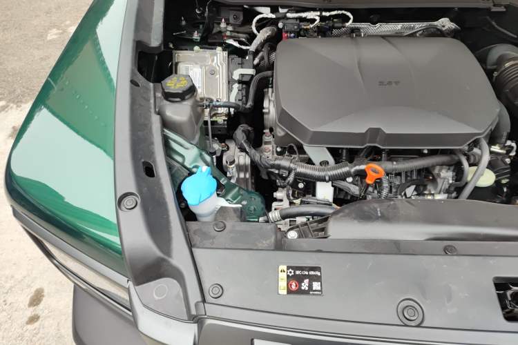 Used Haval Raptor 2025 2.0T 4WD Pro Engine Bay Right