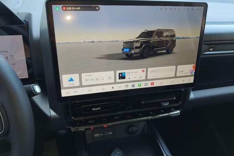 Used Haval Raptor 2025 2.0T 4WD Ultra Audio And AC Panel